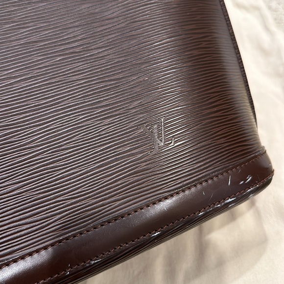 Louis Vuitton Lussac Tote - Picture 6 of 8